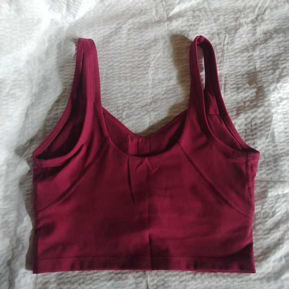 LAST ONE❗NWOT Workout Crop Top Sport Bra - Picture 2 of 3